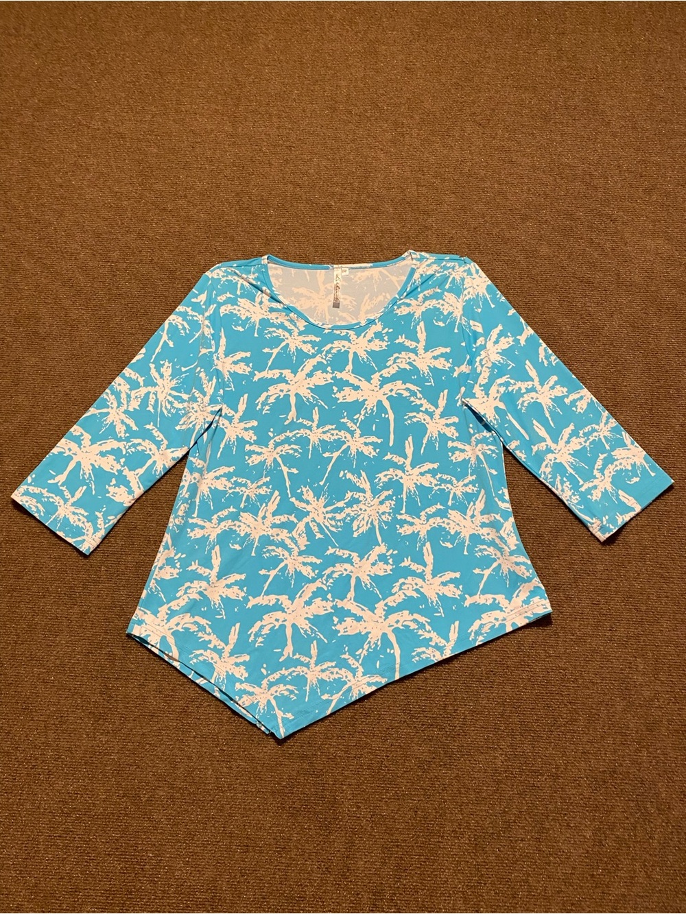 Lulu-B Turquoise Palm-Print Pointed-Hem Long Sleeve Tee